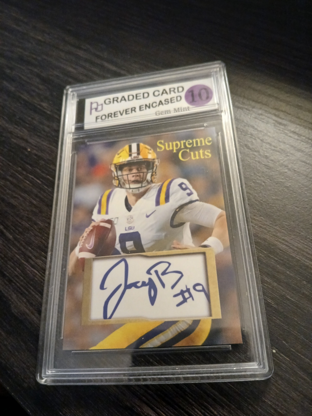 Supreme Cuts Autograph Football Card - LSU #9